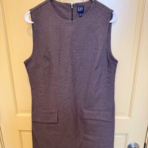 GAP Houndstooth Sleeveless Shift Dress – Size Medium Tall
